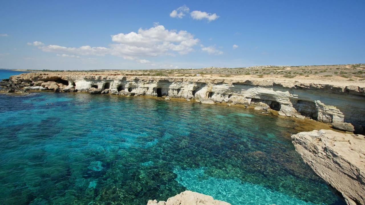 Nomasuites - Sea Studio Pafos Dış mekan fotoğraf